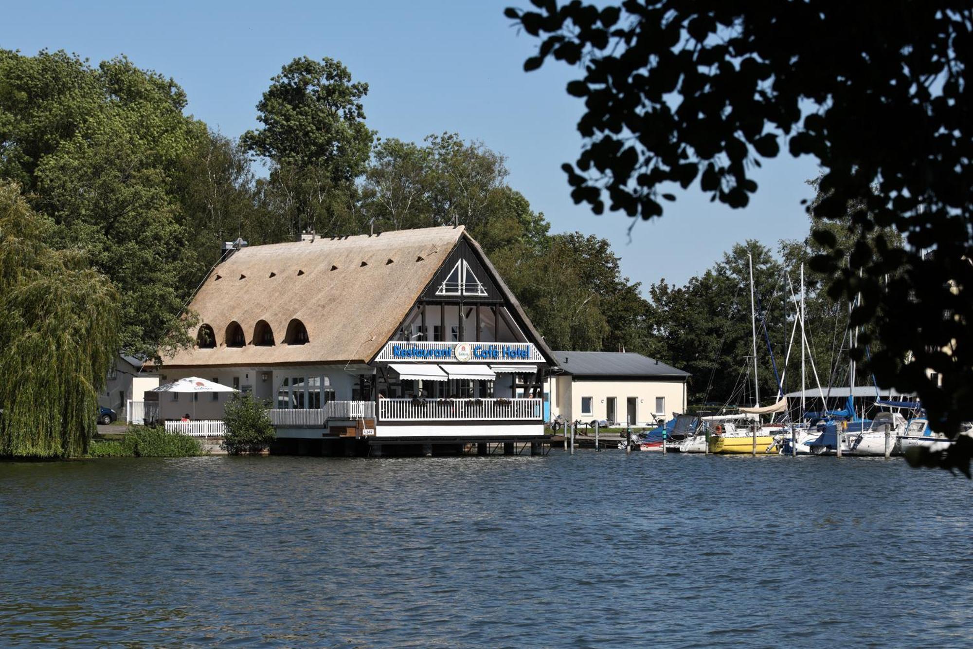 Am Hafen1 Apartman Röbel Kültér fotó